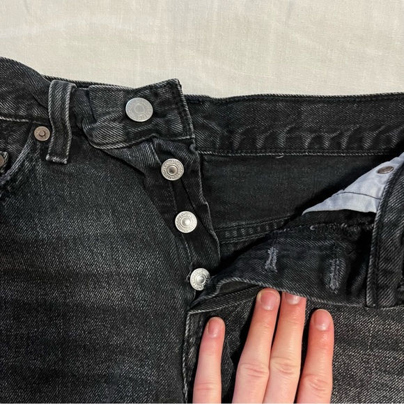 Levi’s 501 denim shorts - Picture 3 of 5